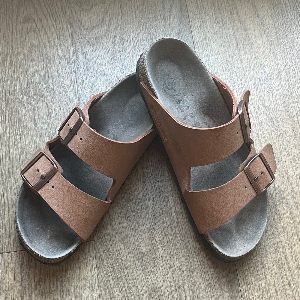 Birkenstock Arizona Vegan Sandals - Copper - women’s size 7